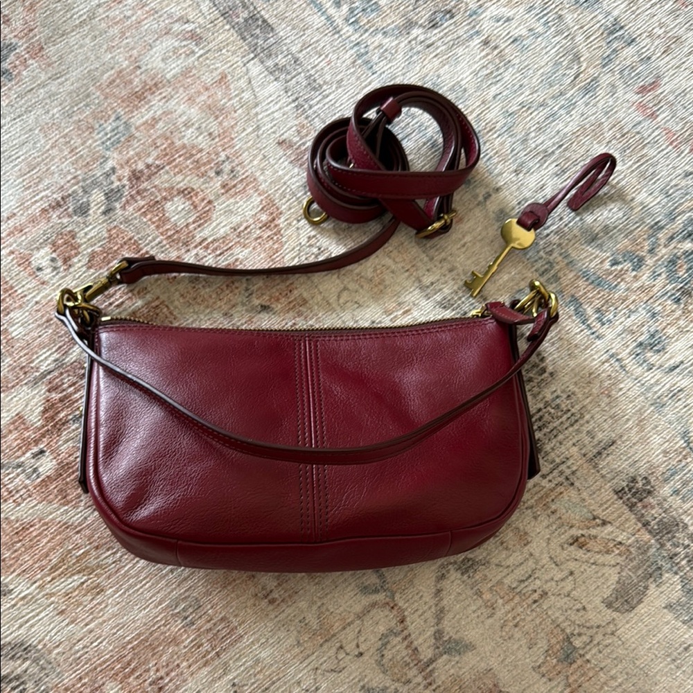 Fossil Red Leather Small Crossbody Bag with Gold Hardware - Picture 7 of 12